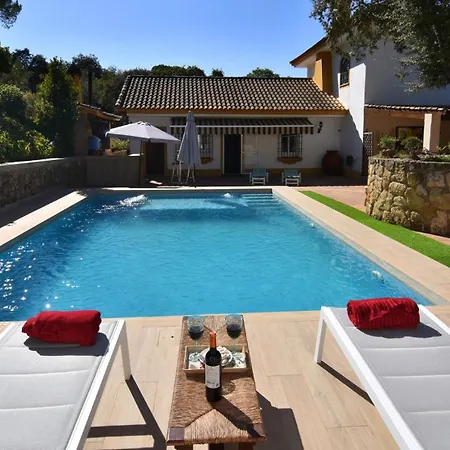 Pradillos Villa *